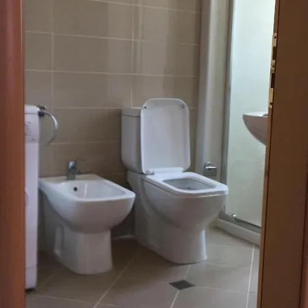 Grei'S Apartament Lägenhet Vlorë