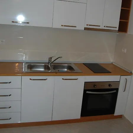 Grei'S Apartament Lägenhet *