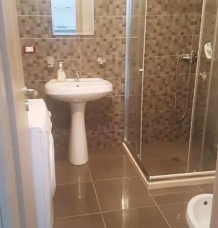 Grei'S Apartament Lägenhet Vlorë