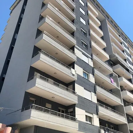 Grei'S Apartament Lägenhet
